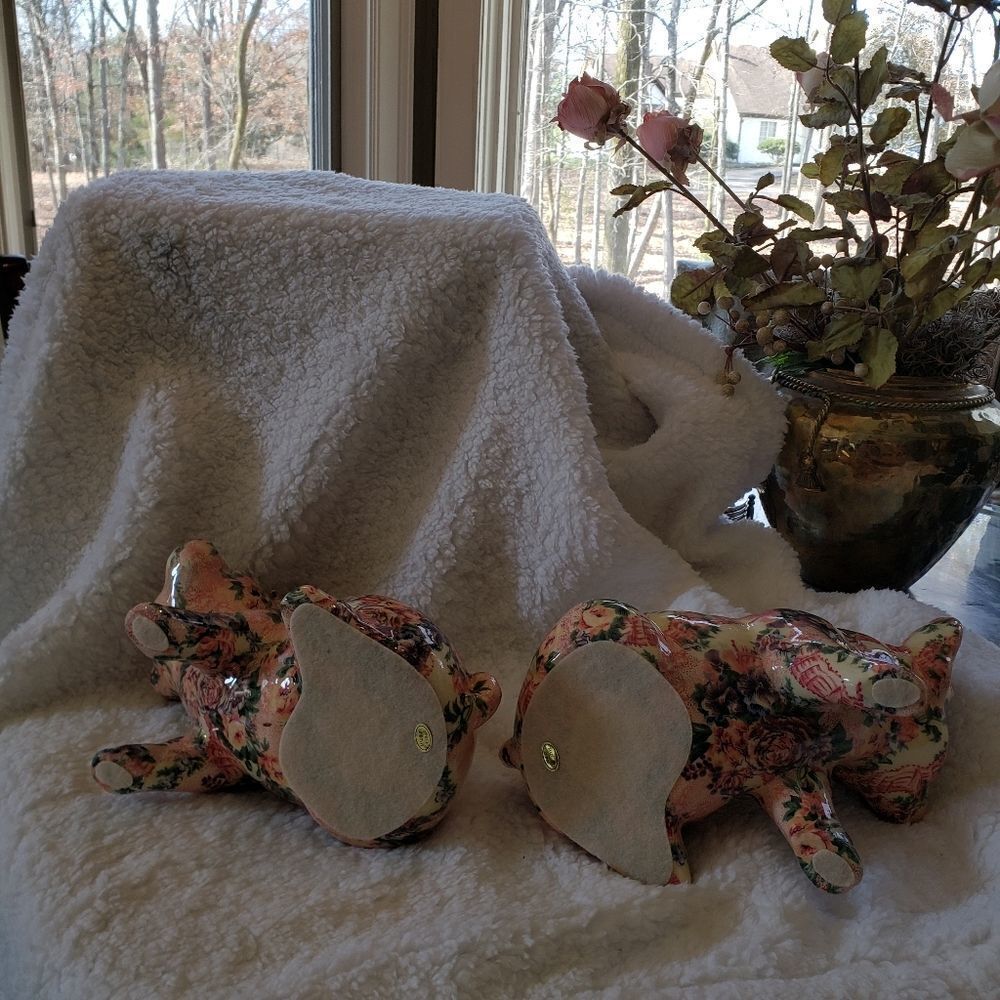 Pigs (2)  - Picture 4 of 7